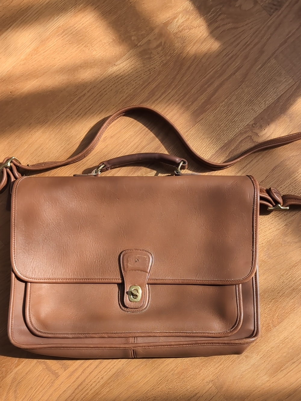 Vintage Coach Metropolitan Messenger Brief, British Tan, #5180